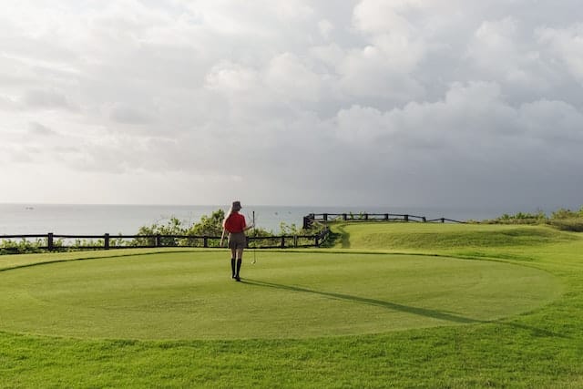 Teeing Off in Paradise: A Comprehensive Oahu Golf Courses Map Guide